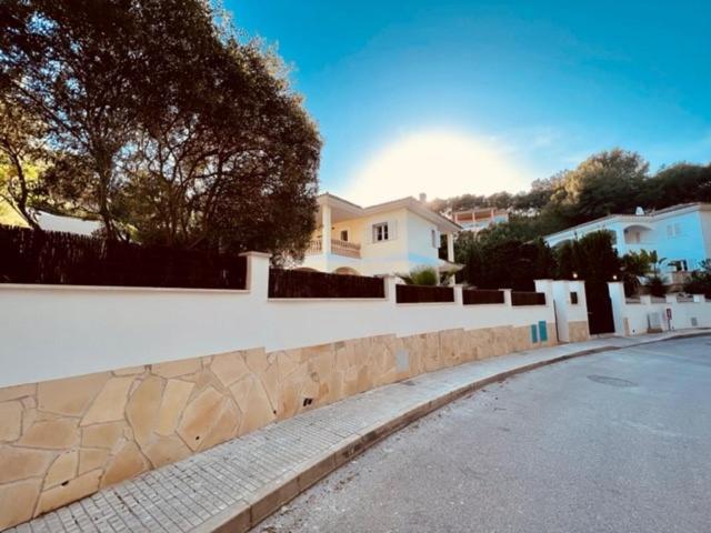 Poolvilla Patricia - Camp De Mar Andraitx Bagian luar foto